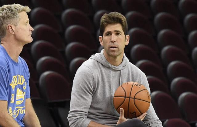 星空app官方下载-人员危机向上蔓延 勇士能留住王朝功臣迈尔斯吗？