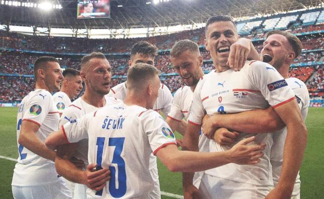 星空app官方下载-【观察】捷克淘汰荷兰绝非爆冷，整体足球回来了！